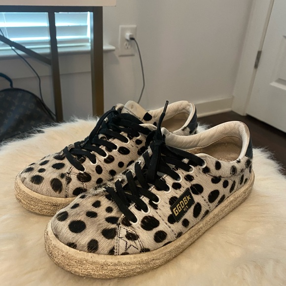 Golden Good Sneakers - Picture 1 of 2